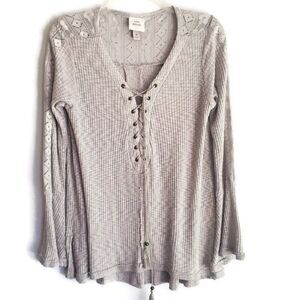 Knox Rose Top Womens Texture Knit Sweater Lace up Soft Grunge Raw Seam Accents M